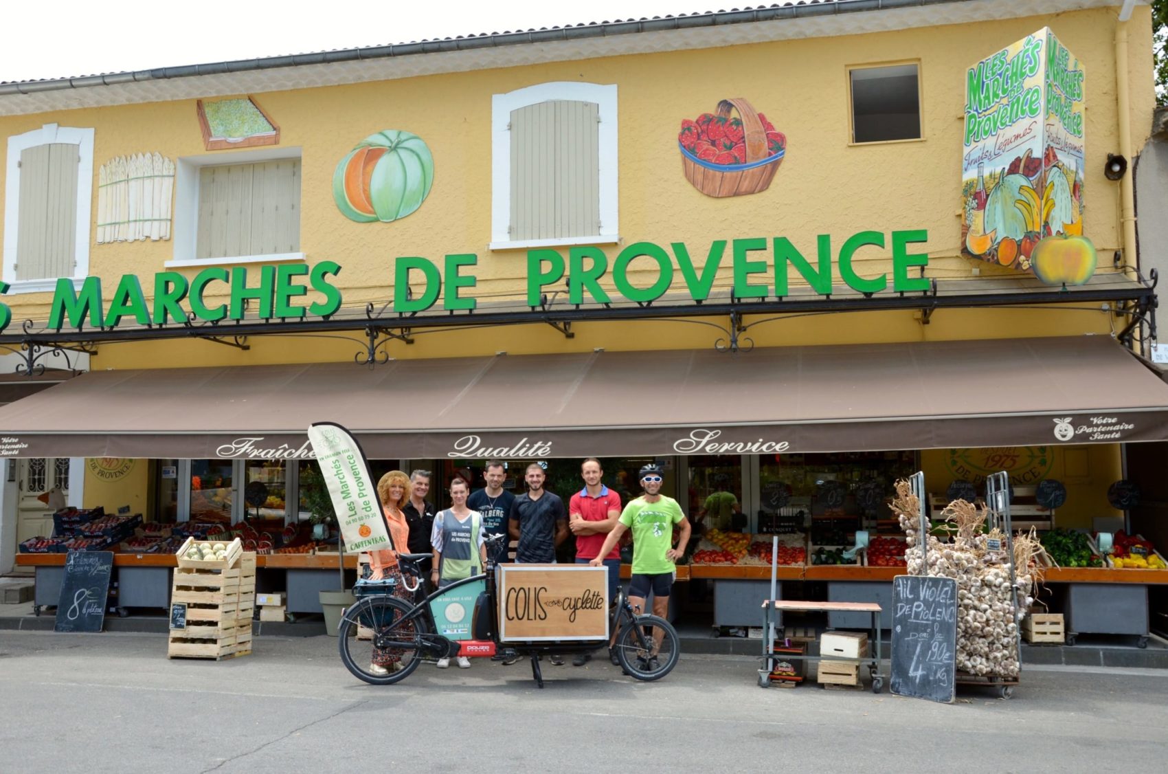 Les_Marches_de_Provence-108-scaled.jpg